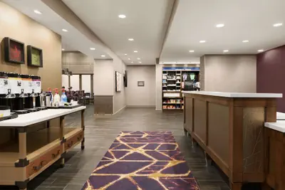 Photo 5 - Hampton Inn & Suites Seattle/Renton