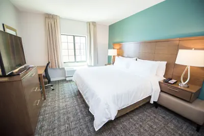 Photo 5 - Staybridge Suites Houston - Humble Beltway 8 E by IHG