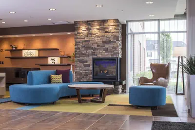 Photo 2 - Fairfield Inn & Suites by Marriott Pittsburgh North/McCandless Crossing