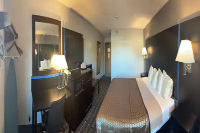 Photo 3 - Coratel Inn and Suites by Jasper Stillwater