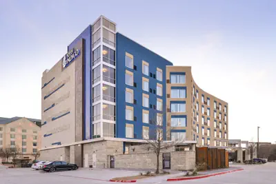 Photo 2 - Hotel Indigo Frisco by IHG