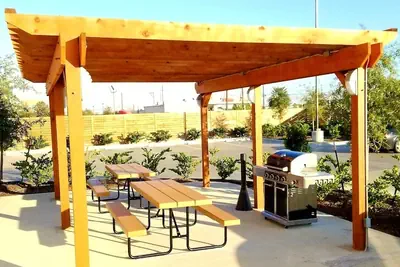 Photo 2 - Holiday Inn Express And Suites Pasadena Houston Southeast by IHG