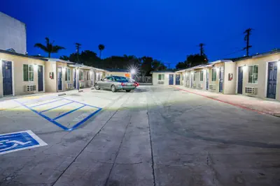 Photo 2 - Newport Bay Inn
