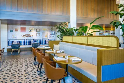 Photo 3 - Inn at the Pier Pismo Beach, Curio Collection by Hilton