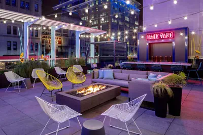 Photo 2 - Aloft by Marriott Philadelphia Downtown