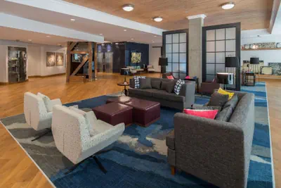 Photo 3 - Hampton Inn & Suites Portland-Pearl District