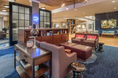 Photo 2 - Hampton Inn & Suites Portland-Pearl District