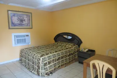 Photo 5 - Travel Inn & Suites