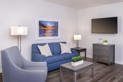 Photo 5 - Beachfront Inn and Suites at Dana Point