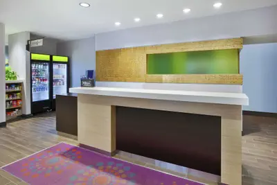 Photo 5 - Home2 Suites by Hilton Pittsburgh Area Beaver Valley