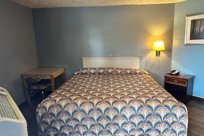 Photo 5 - Westgate Manor Motel Austintown-Younstown, Ohio