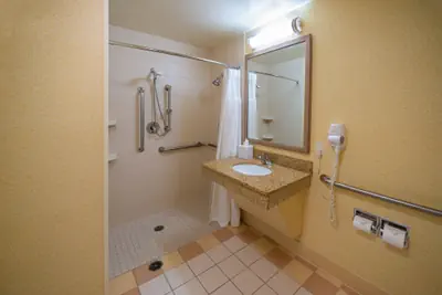 Photo 5 - Fairfield Inn & Suites by Marriott Wausau