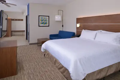 Photo 3 - Holiday Inn Express & Suites Abilene by IHG