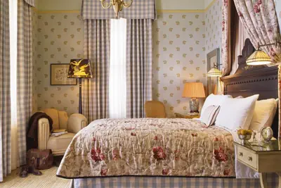Photo 5 - Tallman Hotel