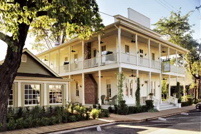 Photo 2 - Tallman Hotel