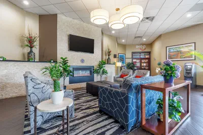 Photo 4 - Comfort Inn & Suites Aberdeen near APG