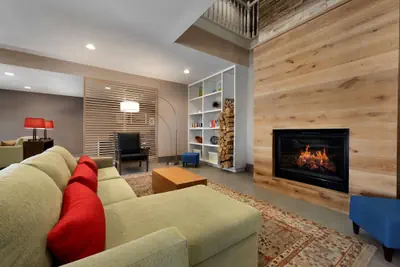 Photo 3 - Country Inn & Suites by Radisson, Houghton, MI