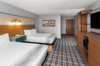 Photo 2 - AmericInn by Wyndham Appleton North/Little Chute