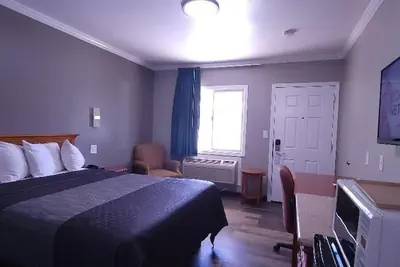 Photo 3 - Sycamore Inn