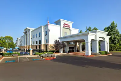 Photo 2 - Hampton Inn & Suites Nacogdoches