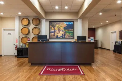 Photo 4 - RiverPointe Napa Valley Resort