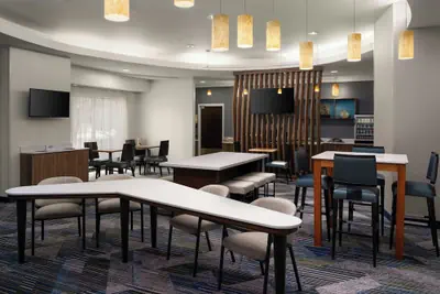 Photo 2 - SpringHill Suites by Marriott Fort Myers Airport