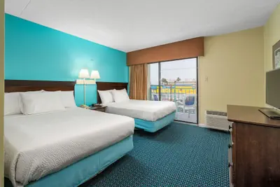 Photo 5 - Cayman Suites Hotel