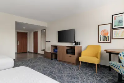Photo 5 - Hampton Inn Farmville, VA