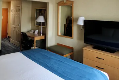 Photo 2 - Marco LaGuardia Hotel