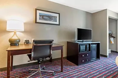 Photo 5 - Comfort Suites Fairview Heights - St. Louis