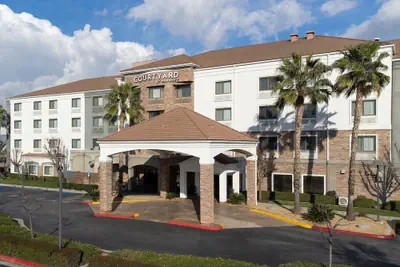 Photo 2 - Courtyard by Marriott Ontario Rancho Cucamonga