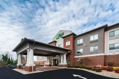 Photo 2 - Holiday Inn Express Hotel & Suites Rocky Mount by IHG