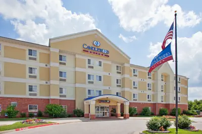 Photo 2 - Candlewood Suites Joplin by IHG