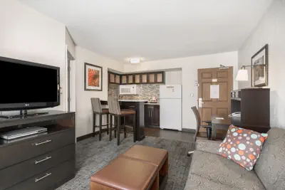 Photo 4 - Staybridge Suites Wilmington-Newark by IHG