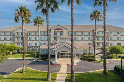 Photo 2 - Hilton Garden Inn Ontario/Rancho Cucamonga