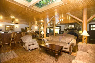 Photo 4 - Highland Lake Inn & Resort
