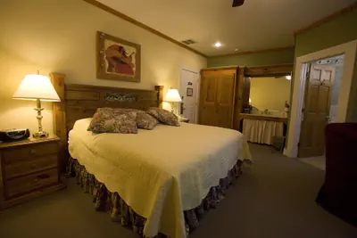 Photo 5 - Highland Lake Inn & Resort