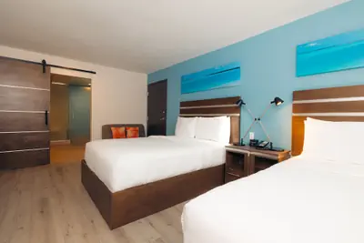 Photo 5 - The Cove Hotel, Long Beach