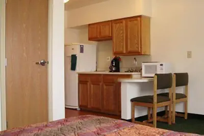 Photo 3 - Birch Hill Suites Dayton - WP AFB