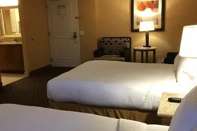 Photo 4 - DoubleTree Suites by Hilton Anaheim Rsrt - Conv Cntr