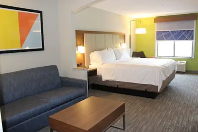Photo 4 - Holiday Inn Express Forest City by IHG