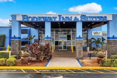 Photo 2 - Rodeway Inn & Suites Fort Lauderdale Airport & Cruise Port