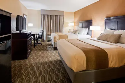 Photo 4 - Best Western Granbury Inn & Suites