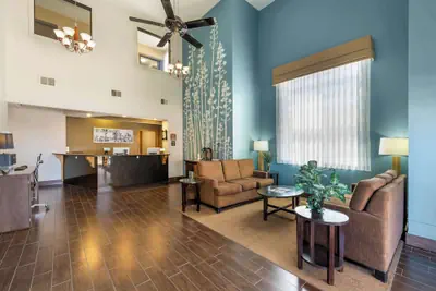 Photo 5 - Sleep Inn & Suites Hays I-70