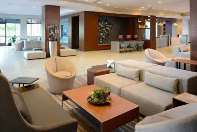 Photo 4 - Newport News Marriott at City Center