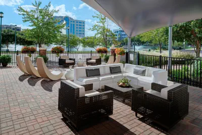 Photo 2 - Newport News Marriott at City Center