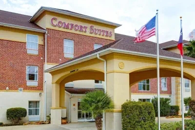 Photo 2 - Comfort Suites University Drive