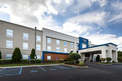 Photo 2 - Hampton Inn Easley