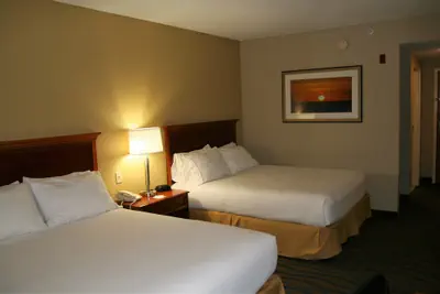 Photo 5 - Holiday Inn Express Hotel & Suites Brooksville West by IHG