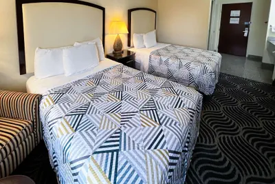 Photo 5 - Executive Inn & Suites Breaux Bridge, LA